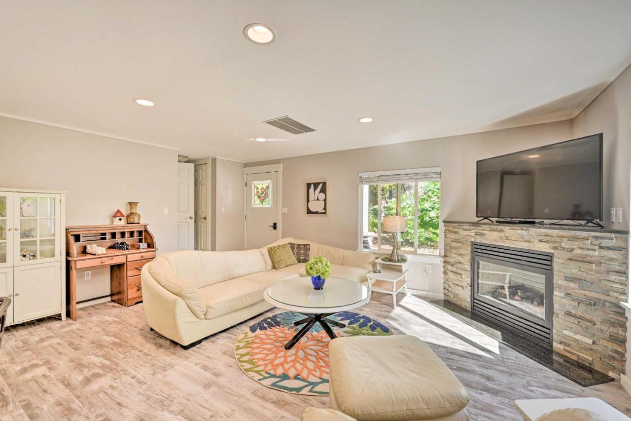 Family-Friendly Kirkland Home About 1 Mi To Downtown Exterior photo